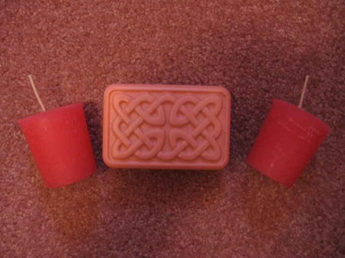 SET~Handmade VANILLA SCENTED 2 Votive CANDLES & 4oz CELTIC Hemp Oil SOAP