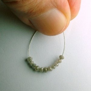 1.04 ct. Diamond Bead Collection – intense silver sparkle