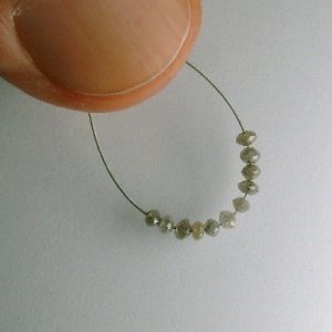 0.54 ct. Diamond Bead Collection – intense silver sparkle