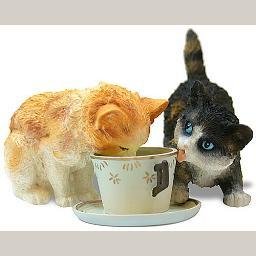 Tea Time (1905) by Henriette Ronner-Knip