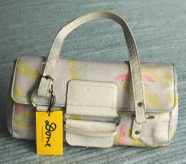 Beach Frangipani Purse by Done - NWT