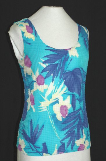 CAVIAR Turquoise Crinkle Shell Top - Size Large