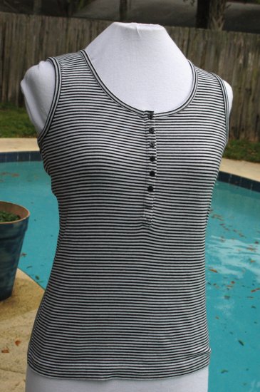 CHICO's Blue & White Sleeveless Shell Tank Top - Size 1 Small Medium