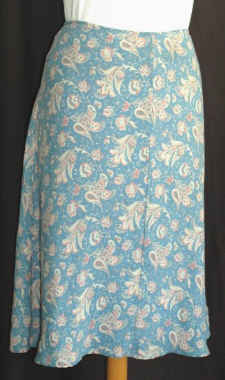 LANDS END Blue Floral SILK Skirt - Size 16