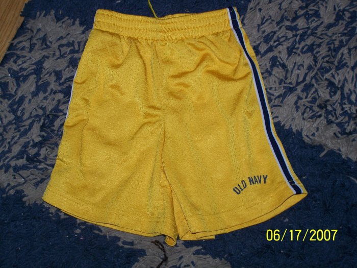 NN boys sz 4/4T Old Navy logo sport shorts