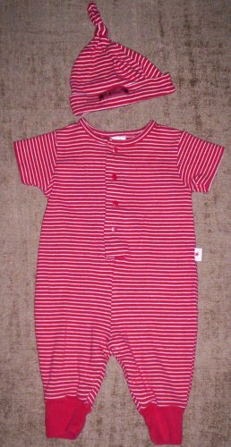 NN boys 0-3 mos Baby Gap 2pc outfit romper + knot cap