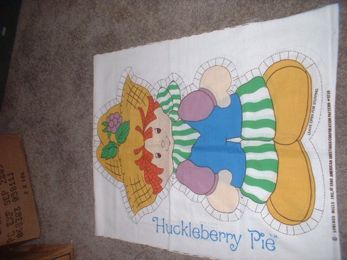 Fabric Huckleberry Pie Strawberry Shortcake Original Rare Vintage Collectible (include SHIPPING)