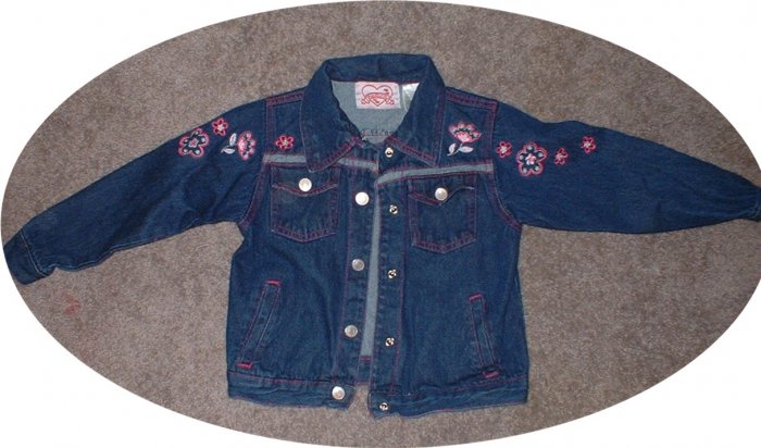 Denim Jacket Girls size 5. MINT condition! SHIPPING INCLUDED! (we combine shipping as well!)