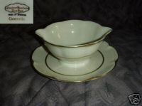T Haviland Concorde Gravy Boat w/ Attached Underplate