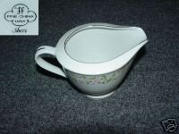 Fine China of Japan Sheri 1 Cream Pitcher ( Creamer )