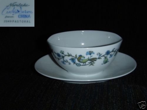 Noritake Pastoral 1 Gravy Boat with Underplate