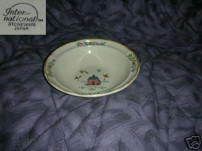 International / Sunmarc Heartland 4 Cereal Bowls