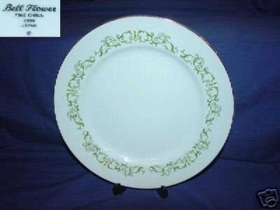 Fine China of Japan Bell Flower 6 Dinner Plates