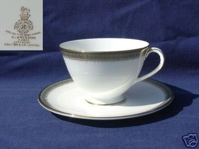 Royal Doulton Clarendon 4 Cup and Saucer Sets - MINT