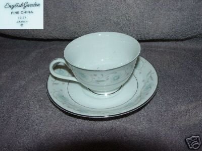 Fine China of Japan English Garden 4 Cup & Saucer Sets