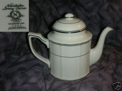 Noritake Adrianna 1 Coffee Pot / Tea Pot with Lid