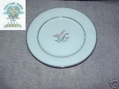 Noritake Crest 4 Bread and Butter Plates
