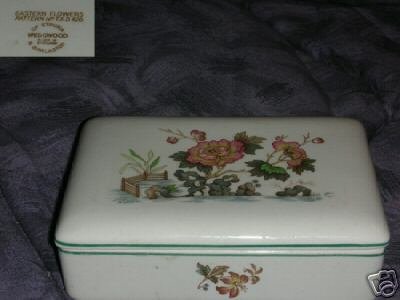 Wedgwood Eastern Flowers Dresser Box