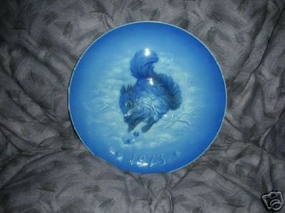 Hutschenreuther 1973 Gracious Gift Plate