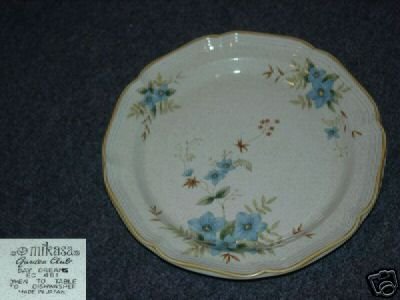 Mikasa Day Dreams 4 Dinner Plates