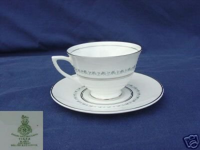Royal Doulton Tiara 4 Cup and Saucer Sets - MINT