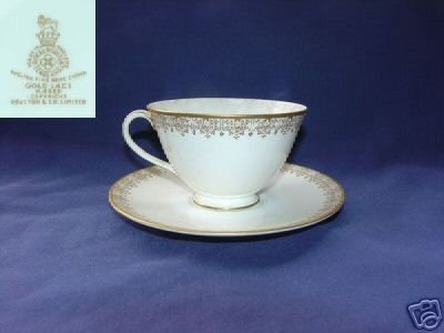 Royal Doulton Gold Lace 4 Cup and Saucer Sets MINT