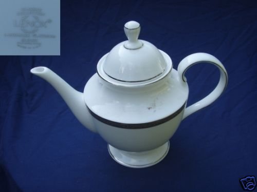 Lenox Landmark Platinum 1 Teapot ( Tea Pot ) with Lid
