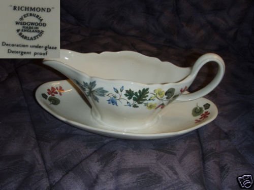 Wedgwood Richmond Gravy Boat with Underplate