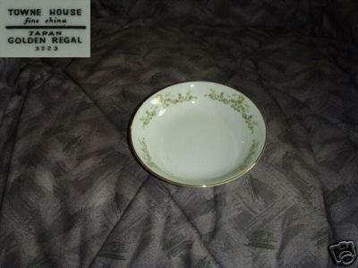 Towne House Golden Regal 3 Fruit Dessert or Bowls