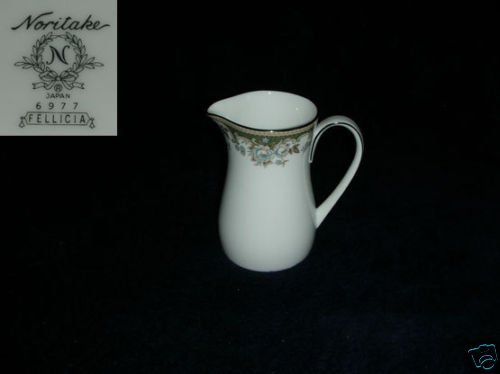 Noritake Fellicia 1 Cream Pitcher ( Creamer )
