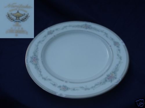 Noritake Rose Momento 1 Dinner Plate
