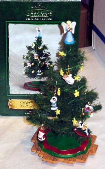 hallmark 2002 miniature christmas tree with decorations hallmark 2002 miniature christmas tree with decorations