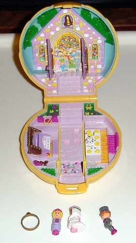 Bluebird 1989 Polly Pocket Bridesmaid COMPLETE w/ RING!