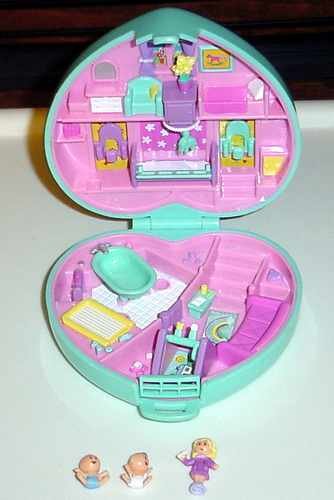 Bluebird 1994 Polly Pocket Babytime Fun COMPLETE!