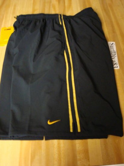 NwT S NIKE Dri-FIT 10//2 Performance Shorts Men New $35