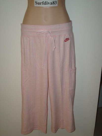 NwT S 4 6 NIKE Women Max Relax Pink Capri Pants New $40 Small