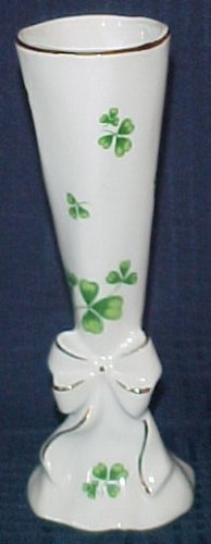 Lefton Shamrock St. Patrick Clover Bud Vase 1984 Gold Trim