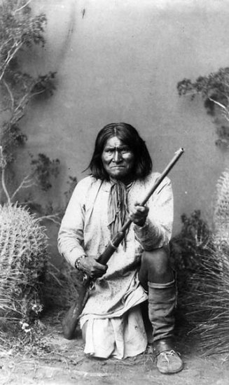 The Story Of Geronimo - Apache Freedom Fighter
