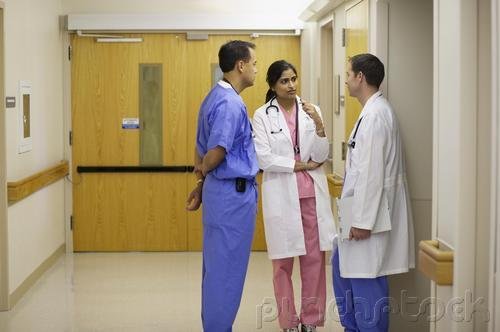 Nursing Assistants - Communicating In The Health Care Facility