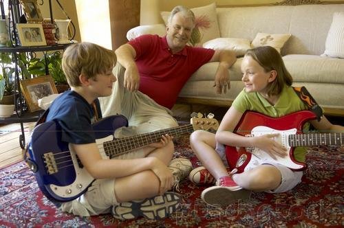 Music & Music Therapy Groups