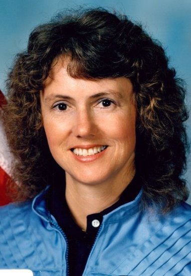 The Story Of Christa McAuliffe - Pioneer Space Teacher
