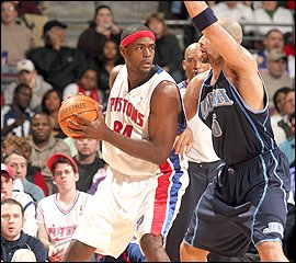 The Story Of Chris Weber - Basketball Star Forward
