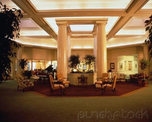 Curriculum Design & Instruction To Teach Resorts Management & Operations
