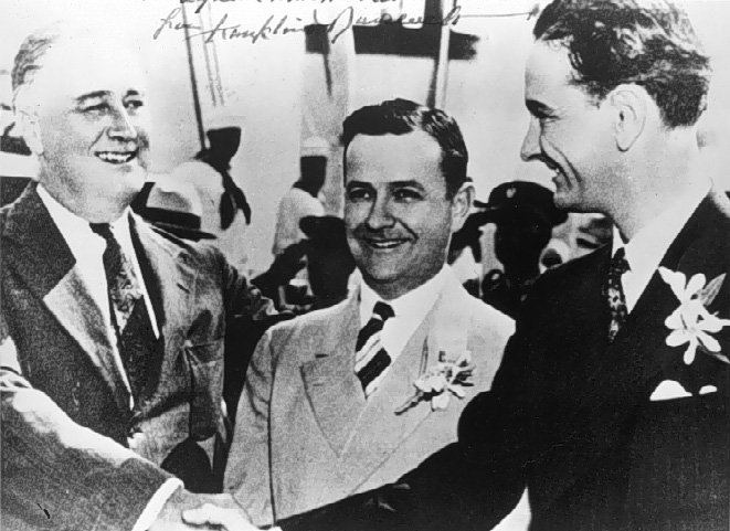 The New Deal Renews Hope - Life Under The New Deal -1933-41