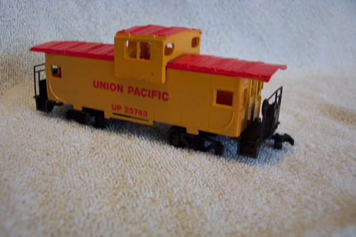 Union Pacific 25743 Caboose HO Scale