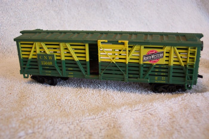 Life-Like Chicago Northwestern Cattle Car