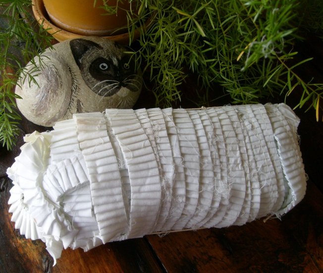 Vintage Dress Pillow Craft Trim White Pleated 1940s 1950s 1960s WHOLE BOLT Yards