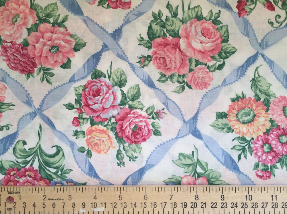 Fabric - Floral Bouquets - White