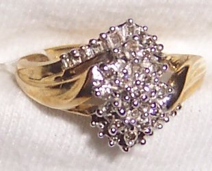 Cluster diamond ring