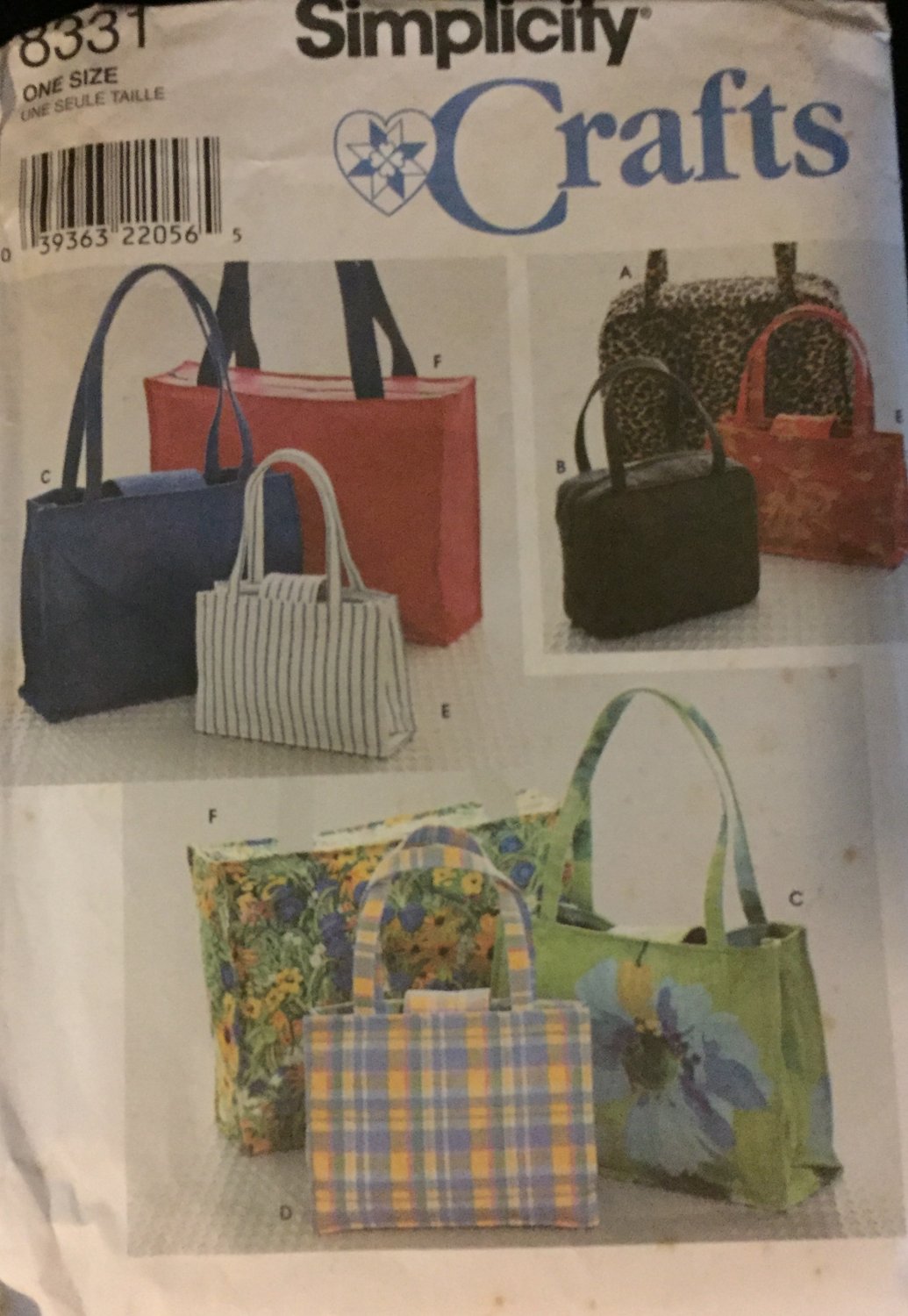 Simplicity 8331 Totes Purses Lunch Bags in Various Sizes